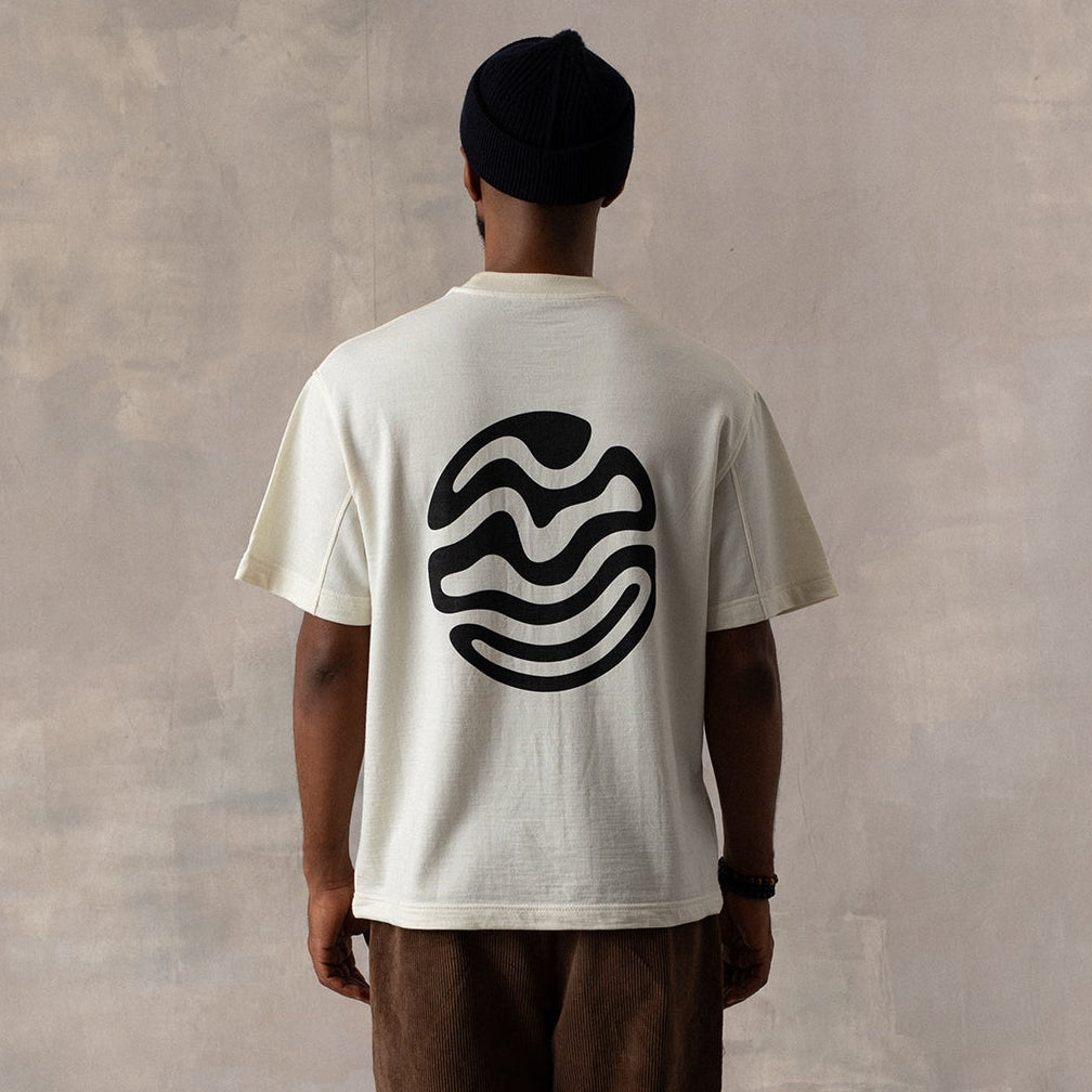 Tewelde is 180 cm tall
Weights 78 kg and wears a
Size M - Length Short