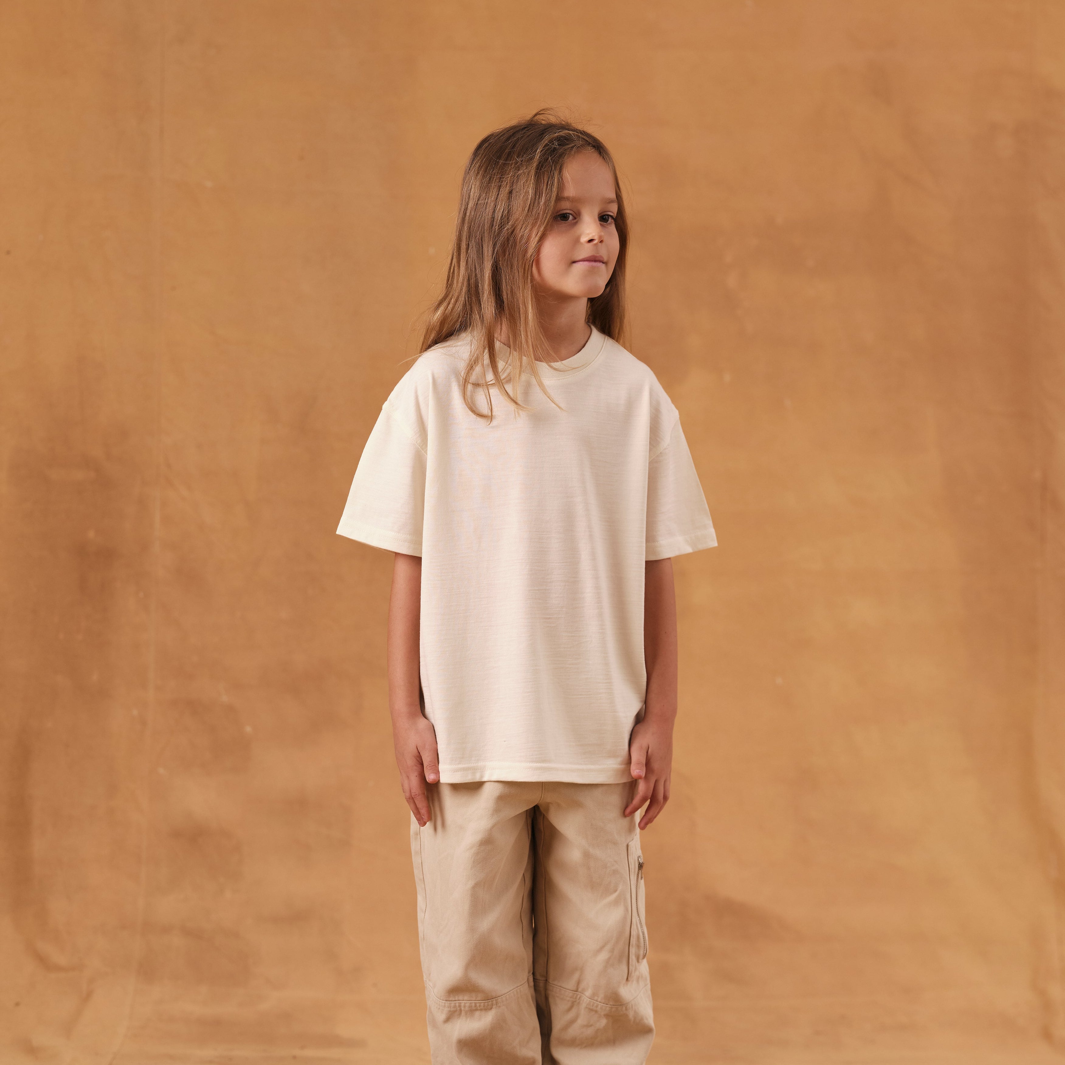 Vigga is 122 cm tall
Weights 24 kg and wears a
Size 7-8 yrs