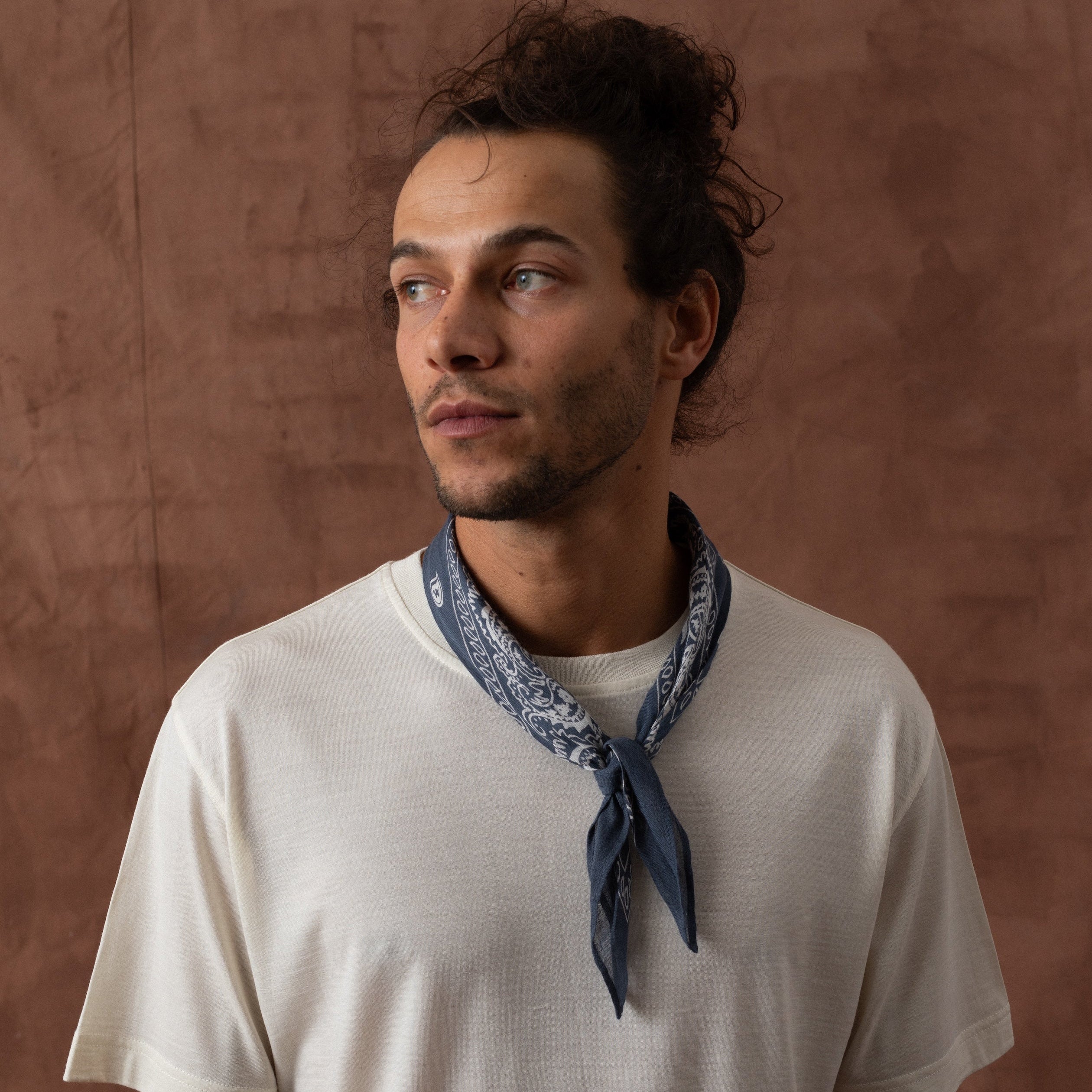 Toke is 174 cm tall.
weights 72 kg and wears a
Size M - Length Short