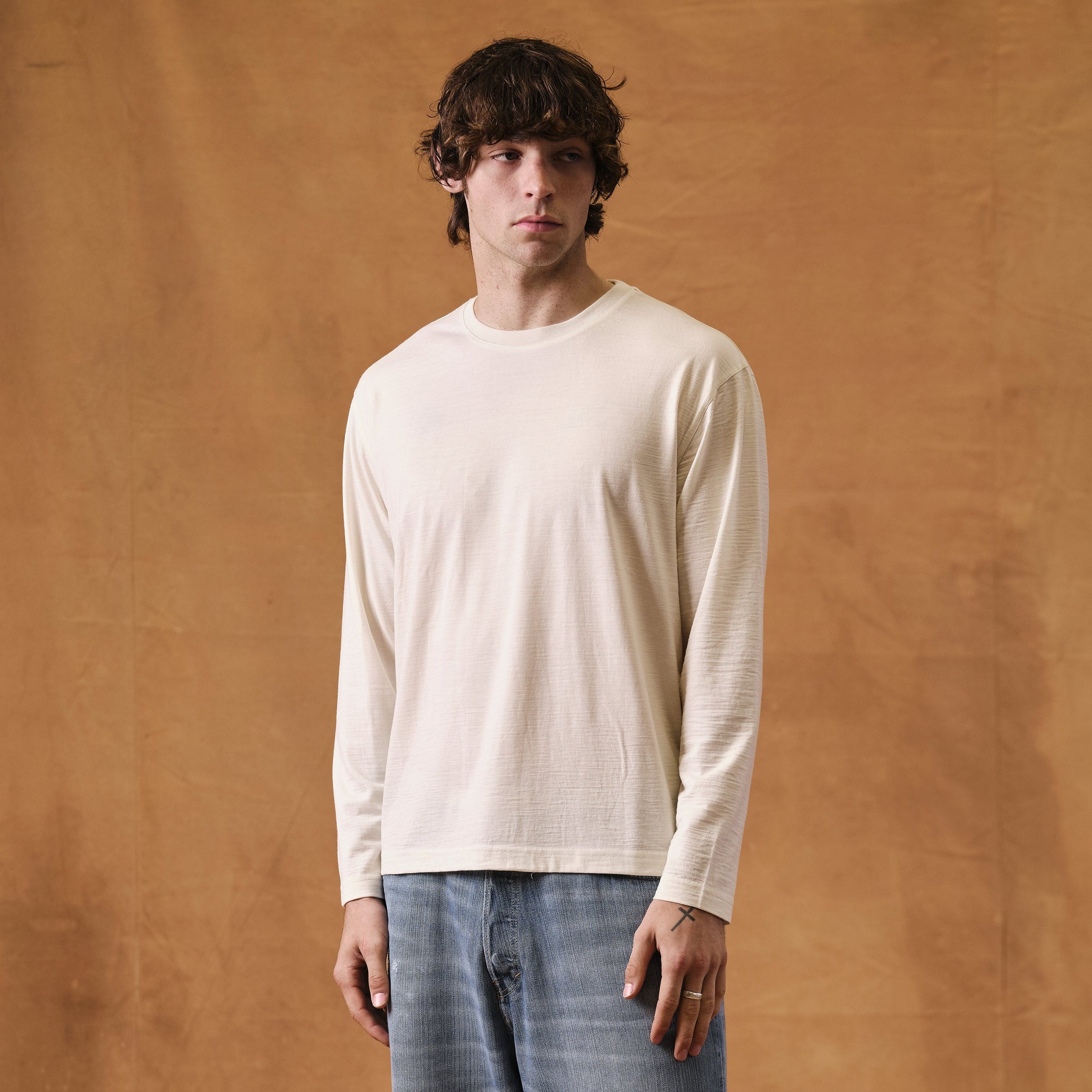 Nicholas is 195 cm tall
Weights 88 kg and wears
Size XL - Length Short