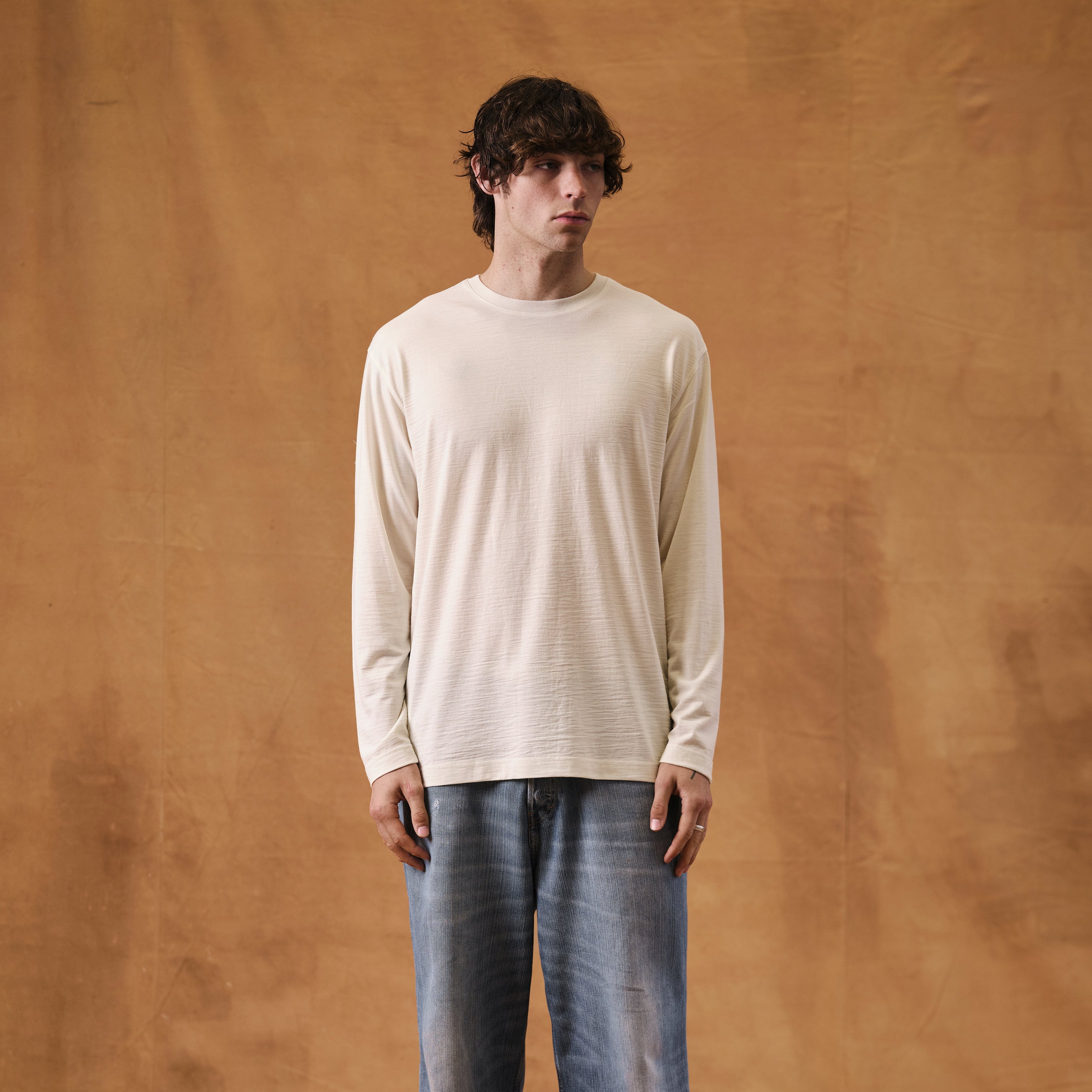 Nicholas is 195 cm tall
Weights 88 kg and wears
Size XL - Length Regular
